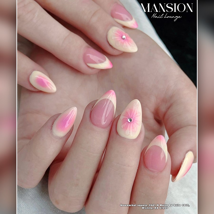 Let have a stunning set of nail art desgins at Mansion Nail Lounge Newmarket Square in Wichita, KS 67205 for upcoming holidays